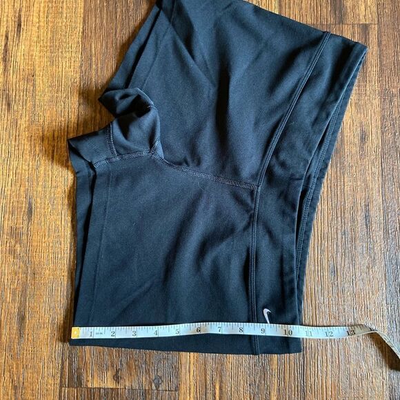 Nike shorts  - Picture 7 of 7